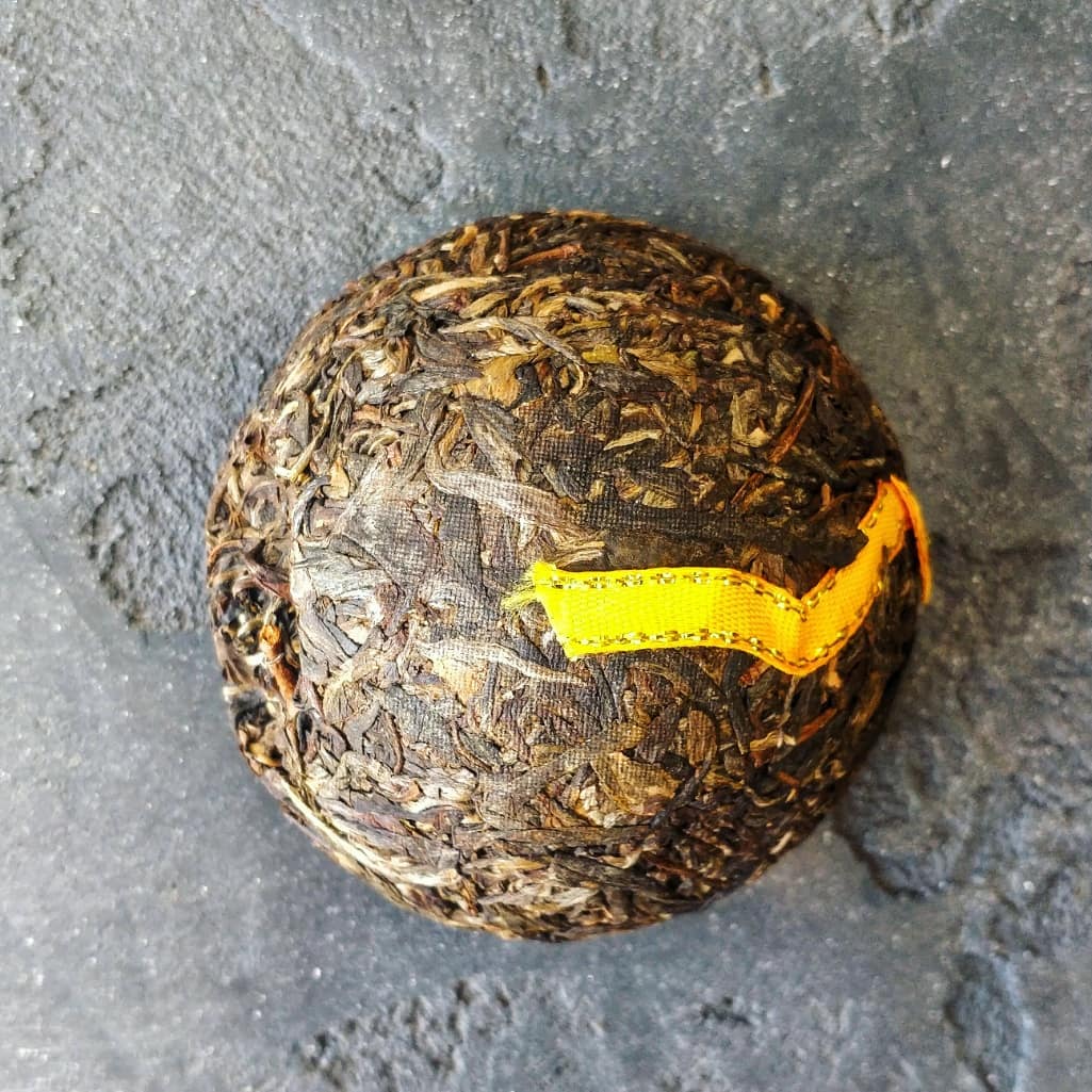 Шен Пуэр Ся Гуань «Золотая нить», 2015г.