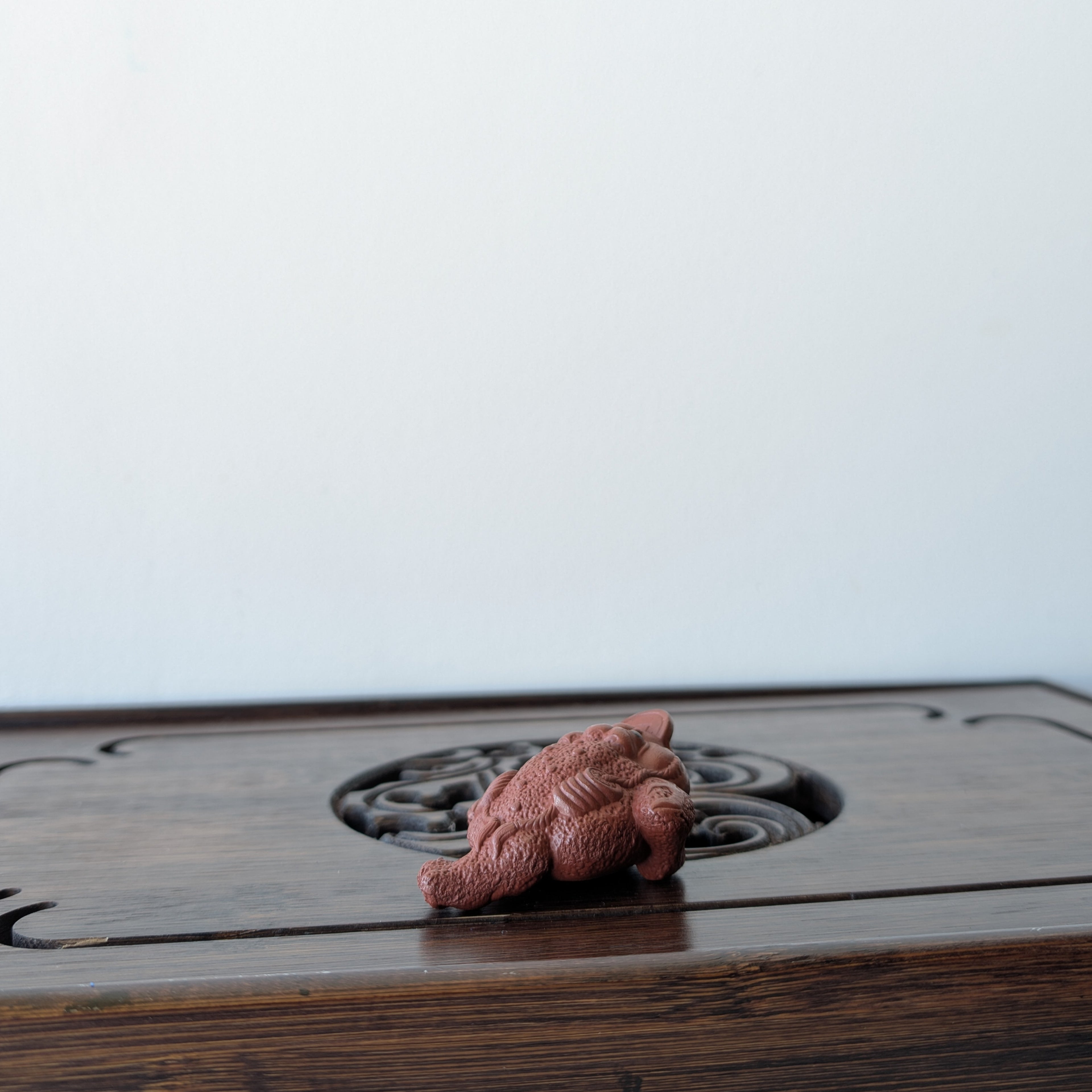 Трилапа жаба удачі