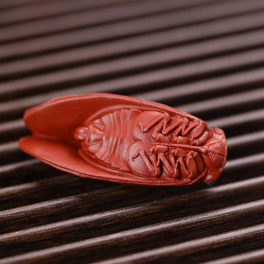 Чайна фігурка Цикада 002