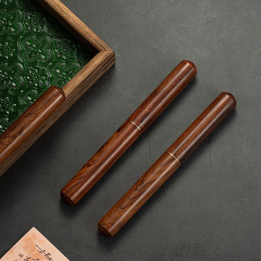 Чайний ніж у дерев’яному футлярі