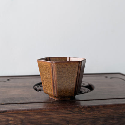 Піала "Бронзовий Гексагон"