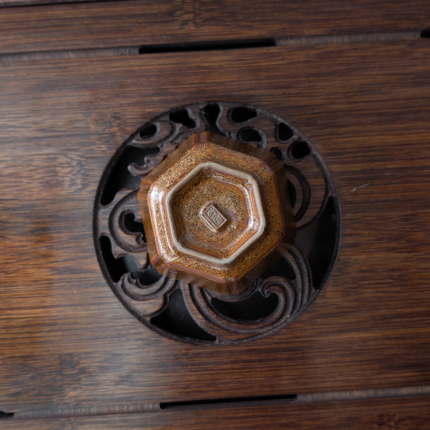 Піала "Бронзовий Гексагон"